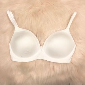 Body By Victoria no wire Bra 32DD